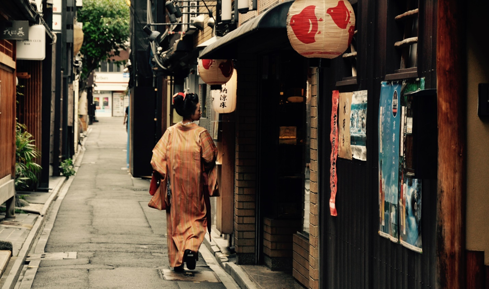 Ponto-cho Alley, Kyoto. (Barbara Minguez Garcia / World Bank, 2016)