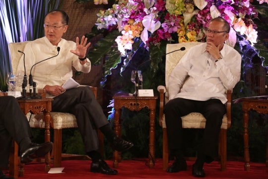 World Bank Group President Jim Yong Kim and Philippines President Benigno S. Aquino III on July 15, 2014. © Dominic Chavez/World Bank