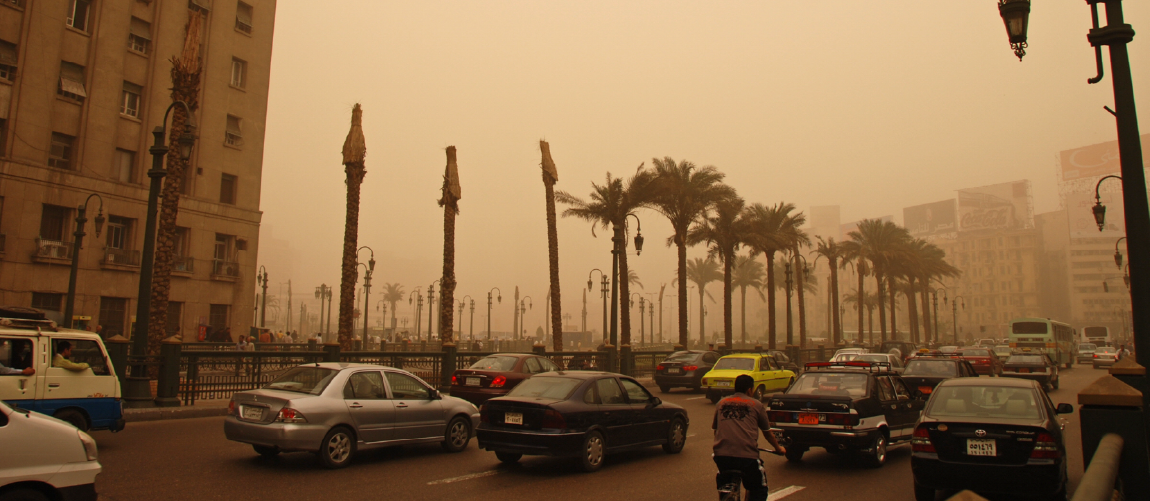 Traffic and pollution, Cairo, Egypt. Photo: Kim Eun Yeul / World Bank
