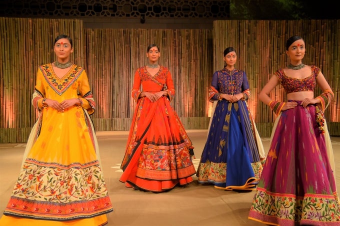 South Asia’s rural women enter the global marketplace South Asia?s rural women enter the global marketplace
