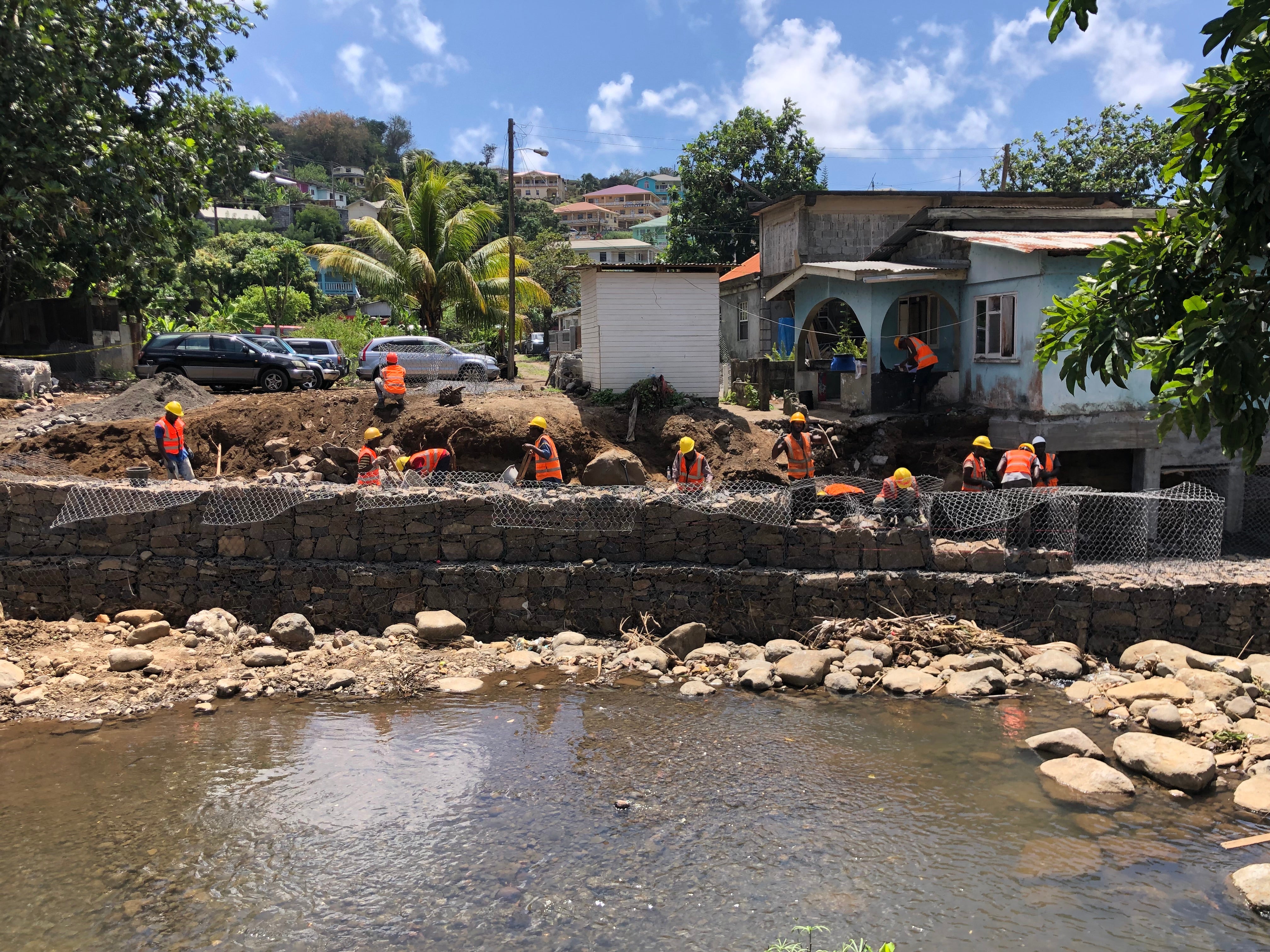 Travaux de construction à Saint-Vincent-et-les-Grenadines. Travaux de construction à Saint-Vincent-et-les-Grenadines.
