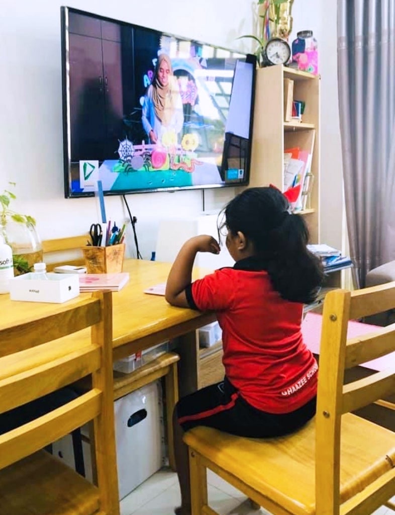 Partnering with local TV channels and social media campaigns to support students at home. Courtesy: Shuhudha Rizwan, National Institute of Education. 