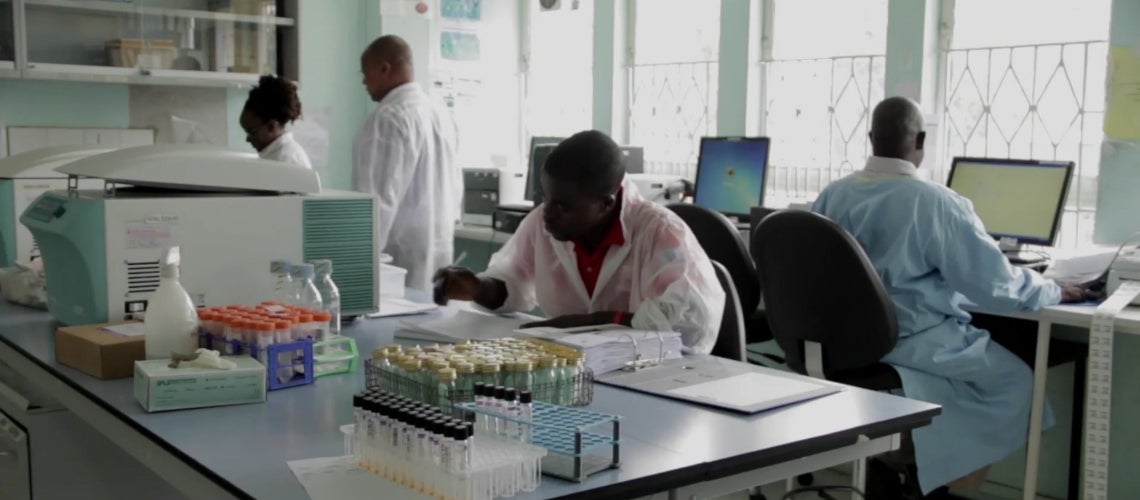 Réseau de laboratoires en Afrique de l?Est. © Banque mondiale