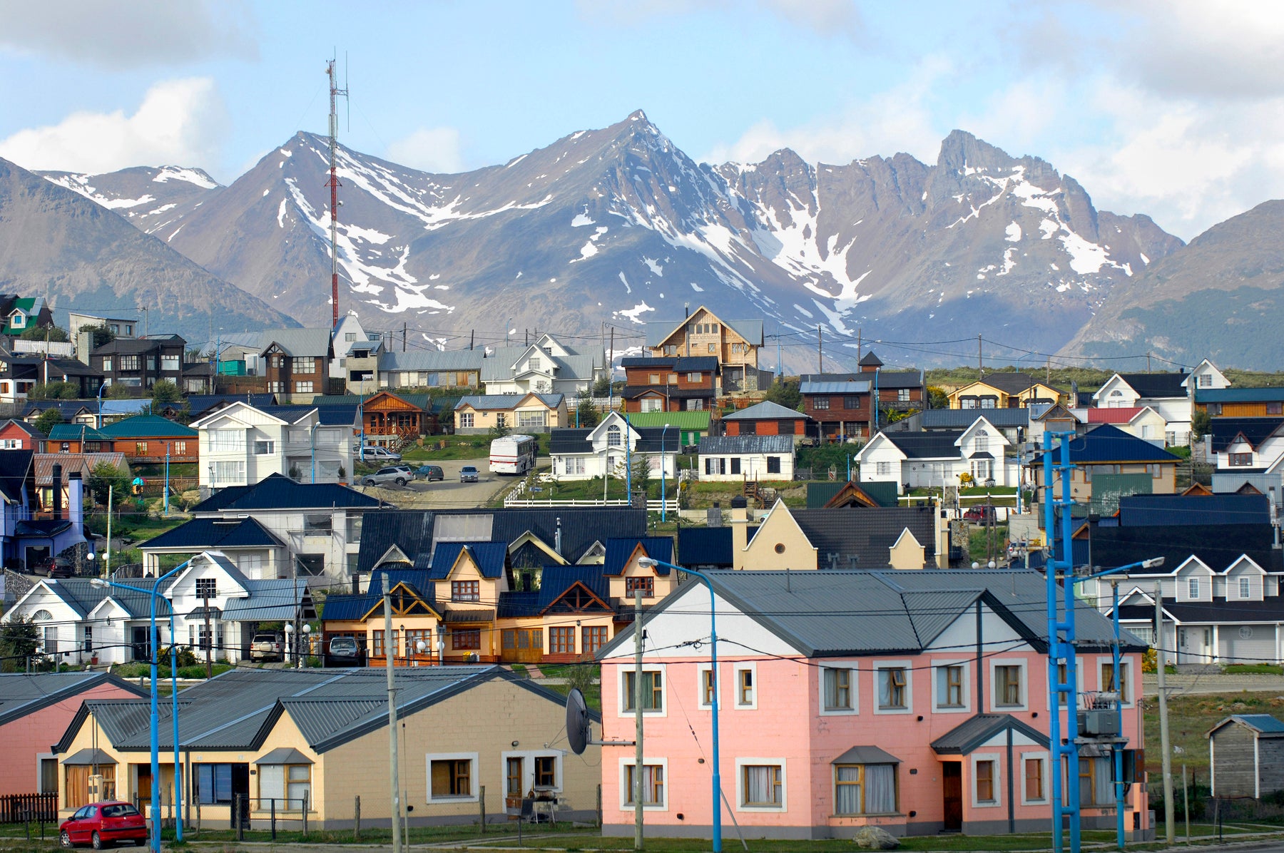 Barrio tradicional de Ushuaia, Argentina (iStock) Barrio tradicional de Ushuaia, Argentina (iStock)