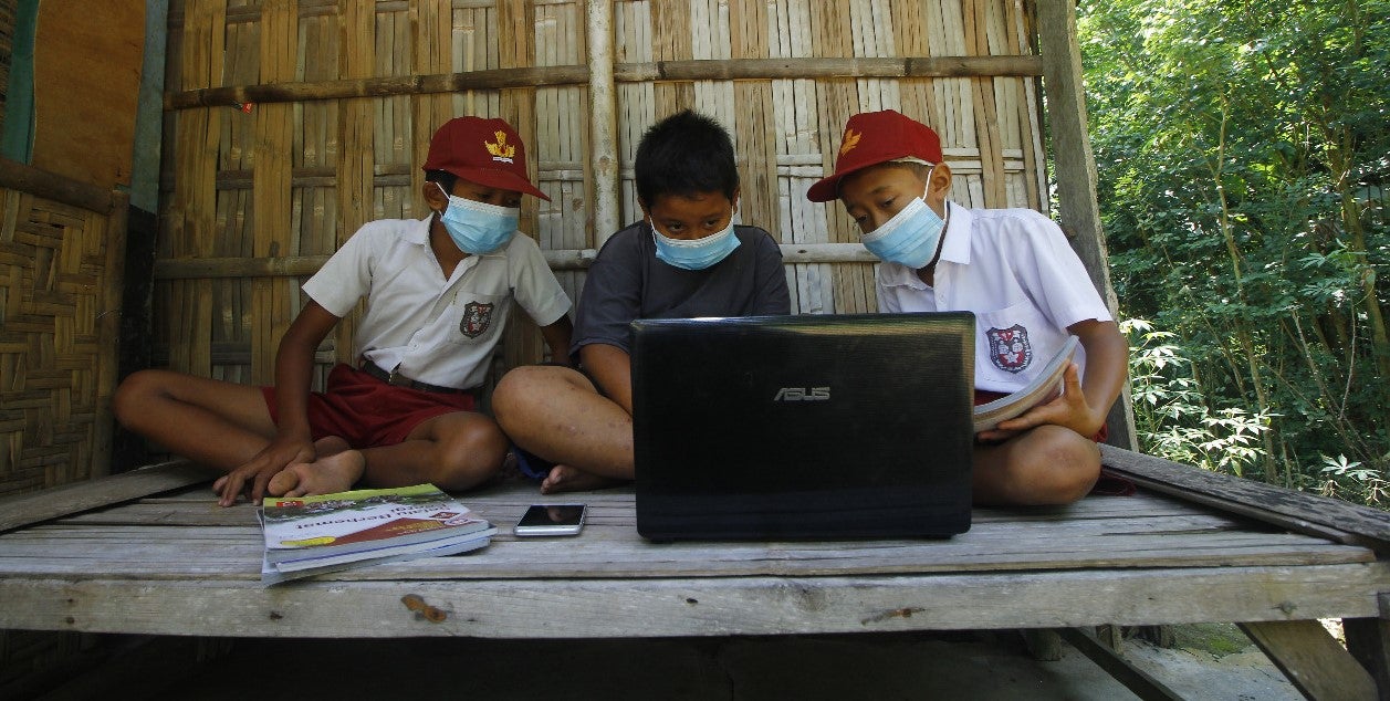 Internet Inequality Indonesia Internet Inequality Indonesia