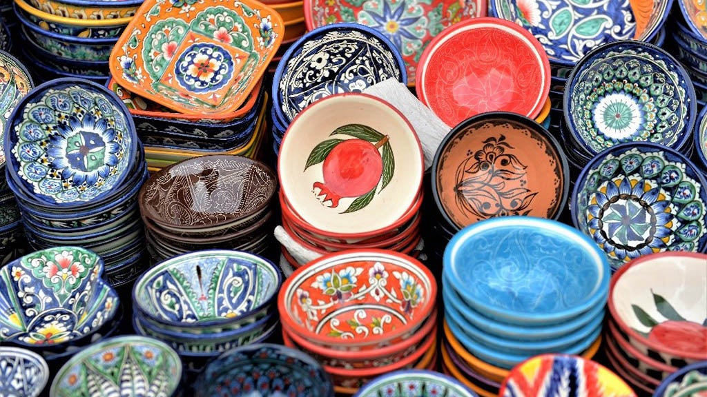 Traditional Uzbek decorated plates.