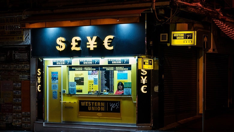 Photo : hanohiki (Shutterstock). Agence de transfert d?argent et de change Western Union à Hong Kong. Photo : hanohiki (Shutterstock). Agence de transfert d?argent et de change Western Union à Hong Kong.