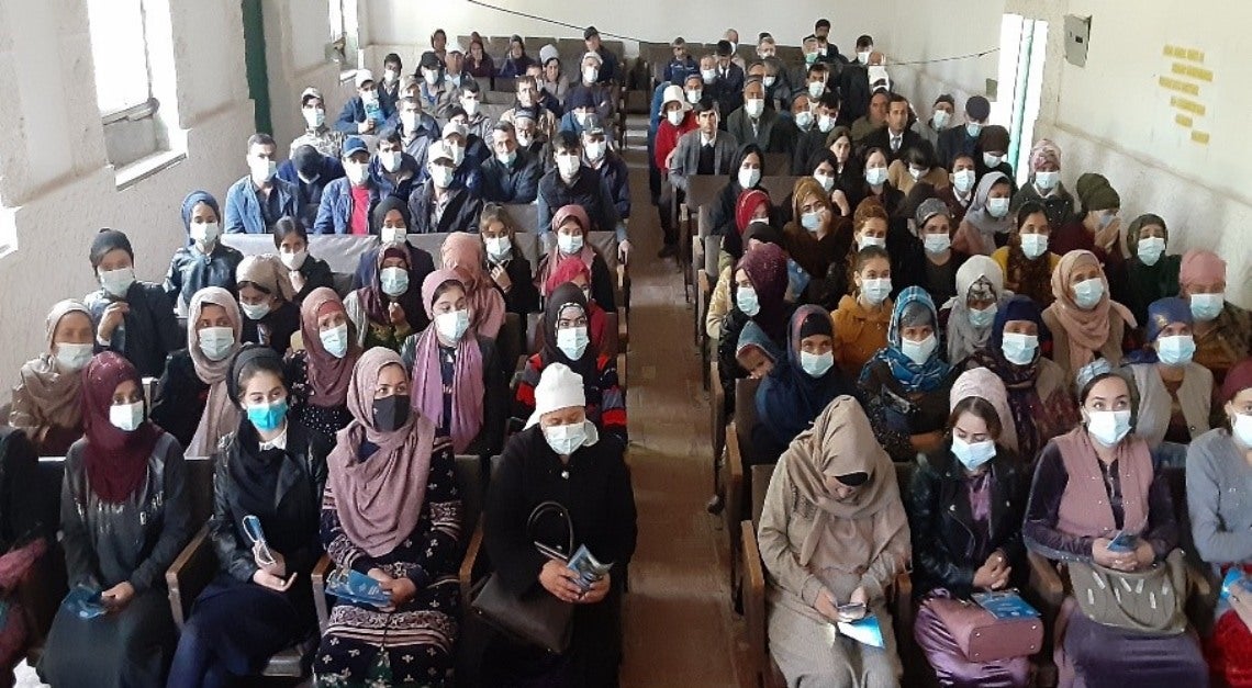 Women participating in a village meeting in Khatlon region as part of the Socio-Economic Resilience Strengthening Project (SERSP). The meeting?s objective is to prioritize infrastructure projects for SERSP financing. Copyright: World Bank